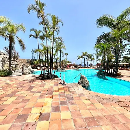 Comfortable Apartamento Ap1, Con Piscina, Cerca De Playa Roques 아파트 *