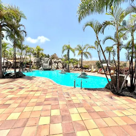 Comfortable Apartamento Ap1, Con Piscina, Cerca De Playa Roques 아파트 *