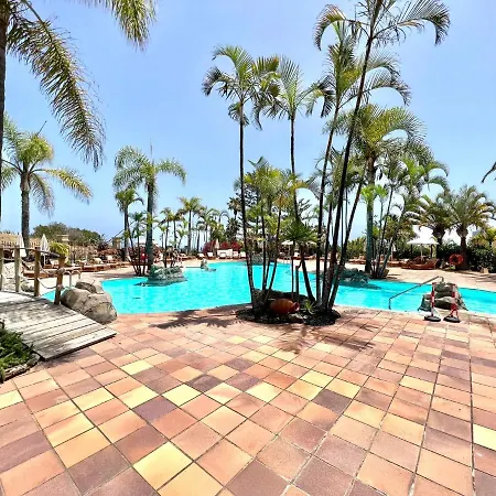 Comfortable Apartamento Ap1, Con Piscina, Cerca De Playa Roques 로스 레알레호스